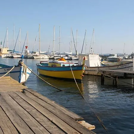 110 M2 De Terras Vue Mer, Pieds Dans L Eau Pour 6 Pers Maxi Avec Clim Et Wifi Fibre Avec 390 Places De Parking Gratuites A Proximite Lägenhet *