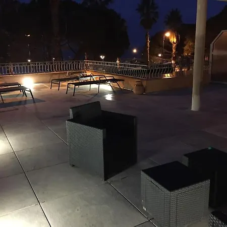 110 M2 De Terras Vue Mer, Pieds Dans L Eau Pour 6 Pers Maxi Avec Clim Et Wifi Fibre Avec 390 Places De Parking Gratuites A Proximite Lägenhet *