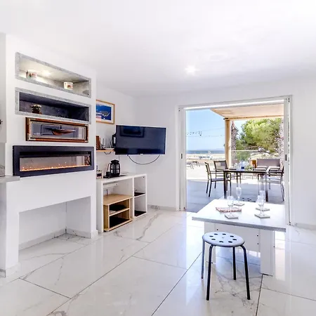110 M2 De Terras Vue Mer, Pieds Dans L Eau Pour 6 Pers Maxi Avec Clim Et Wifi Fibre Avec 390 Places De Parking Gratuites A Proximite *